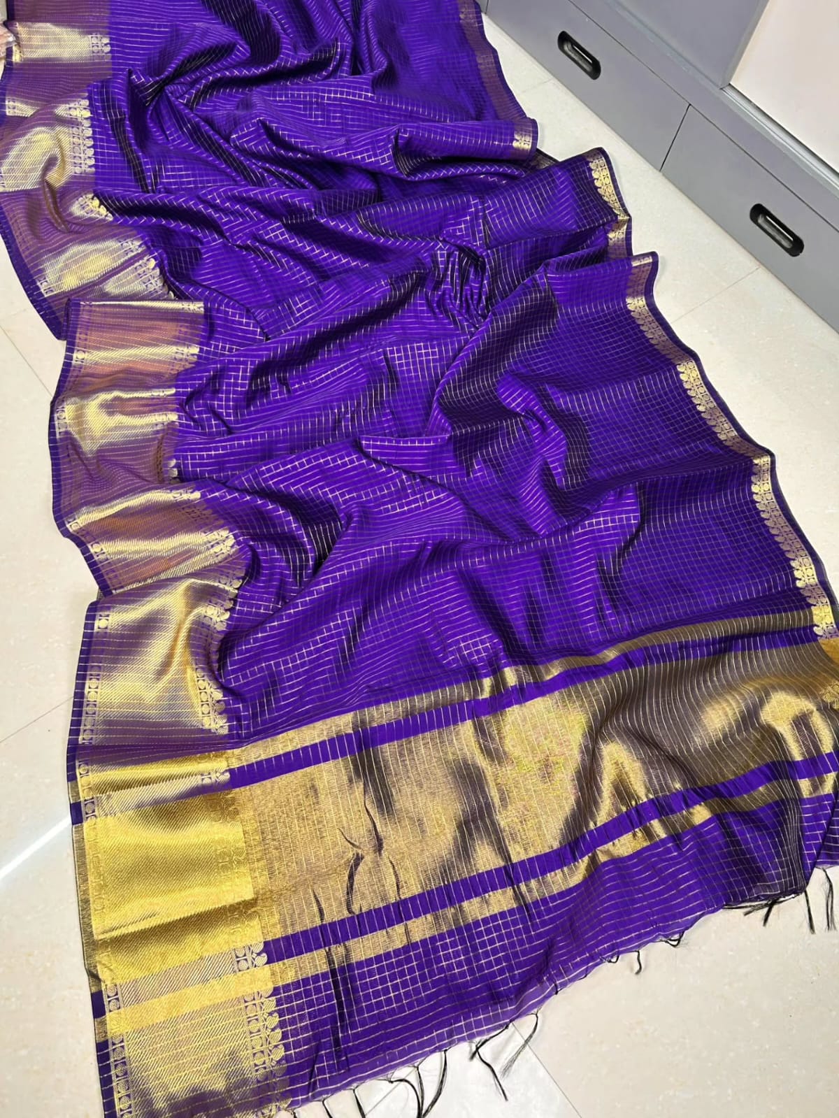 Purple Checked Saree with Elegant Golden Zari Border - image 1