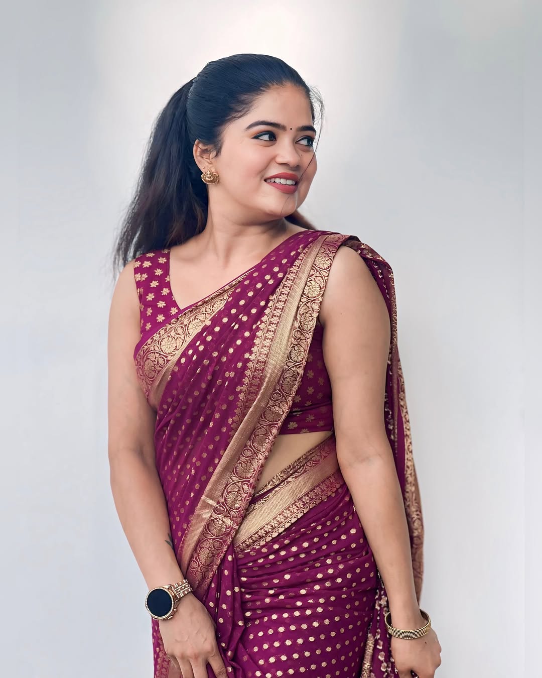 Karthika maroon - image 3