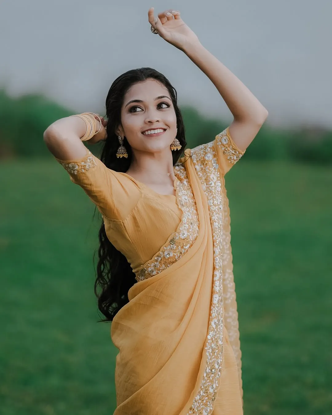 Noorah yellow - image 2