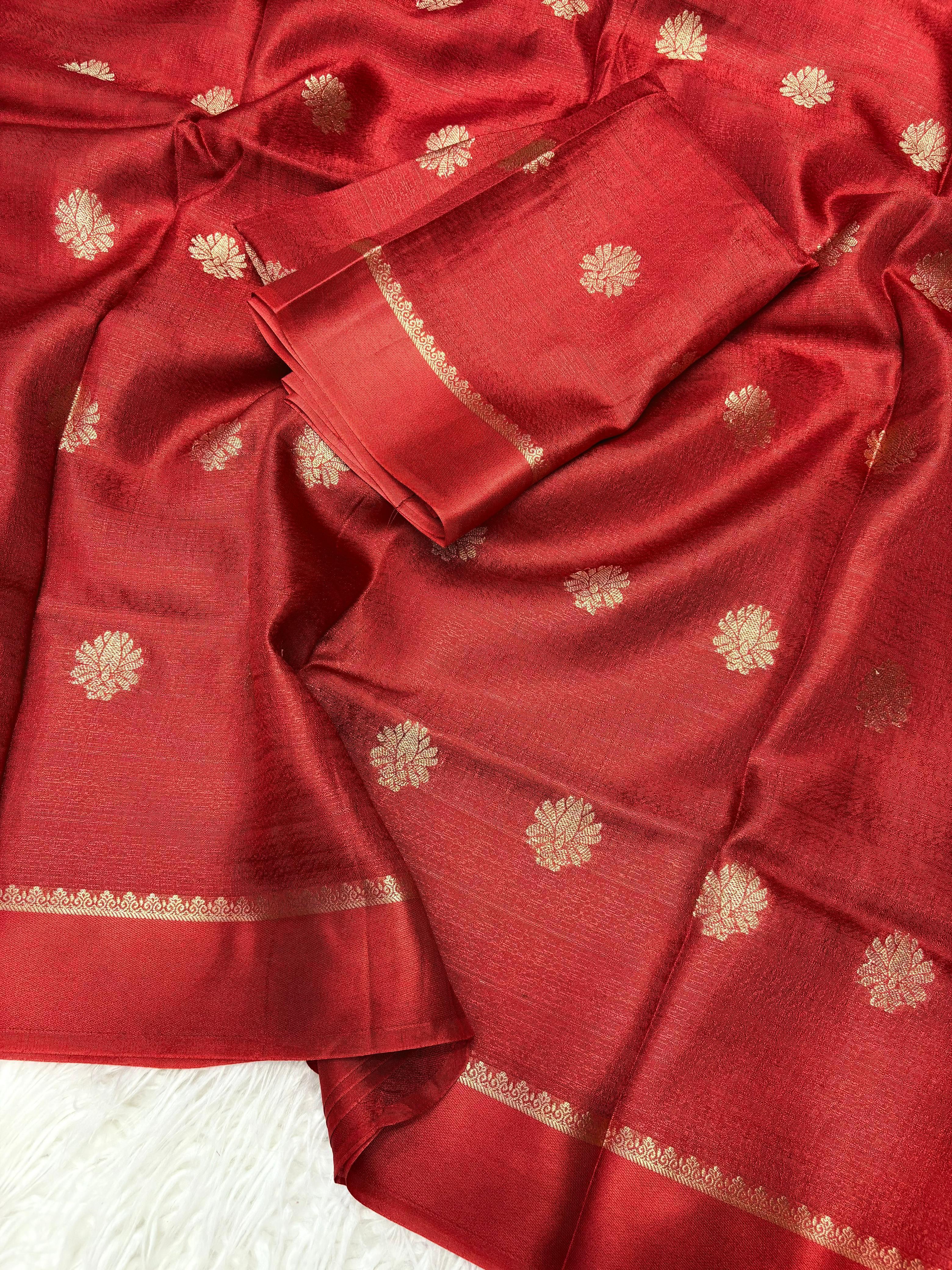 Red Floral Zari Saree – Classic Bridal & Festive Collection