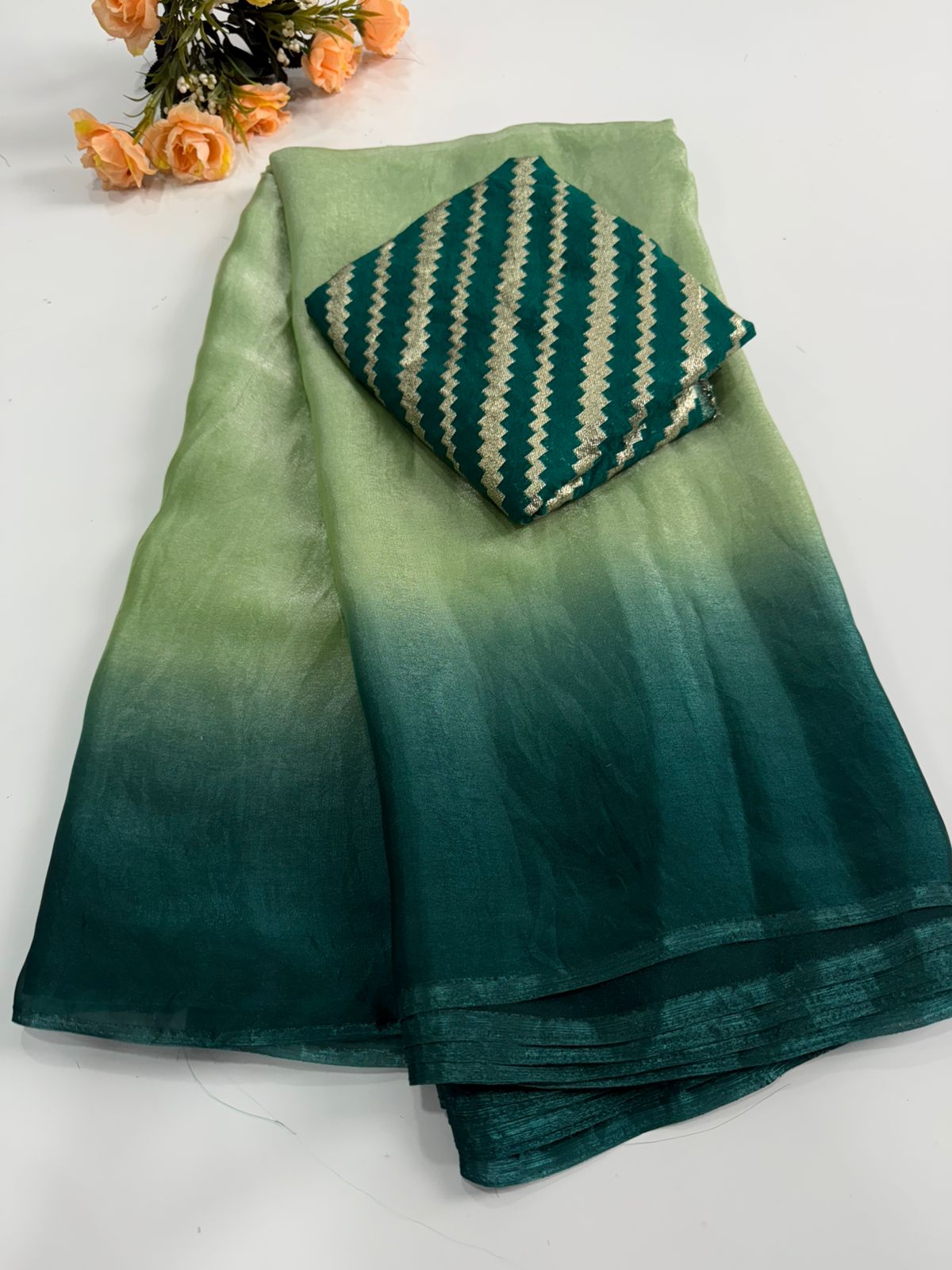 Elegant Green Ombre Cotton Silk Saree with Contrast Blouse