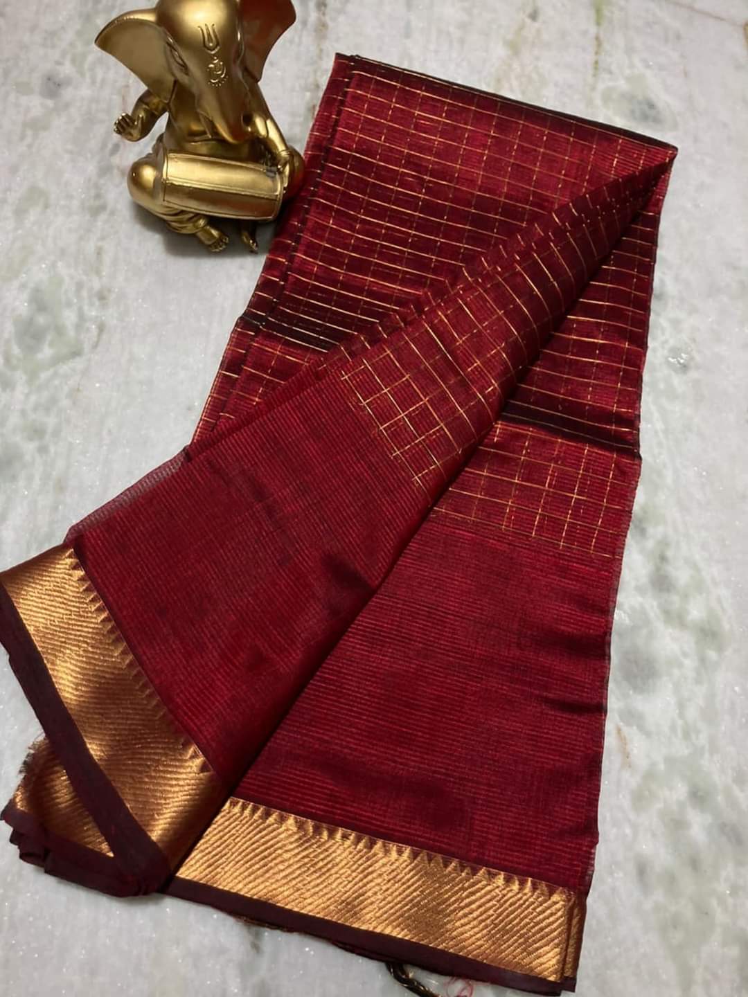 Malhar maroon